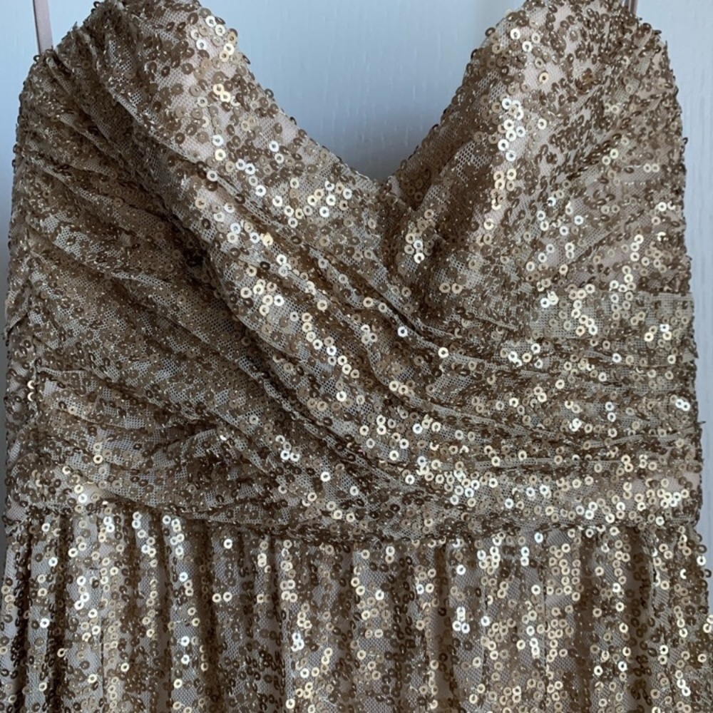 Amsale Gold Sequin Evening Gown Size 0 - Picture 5 of 6